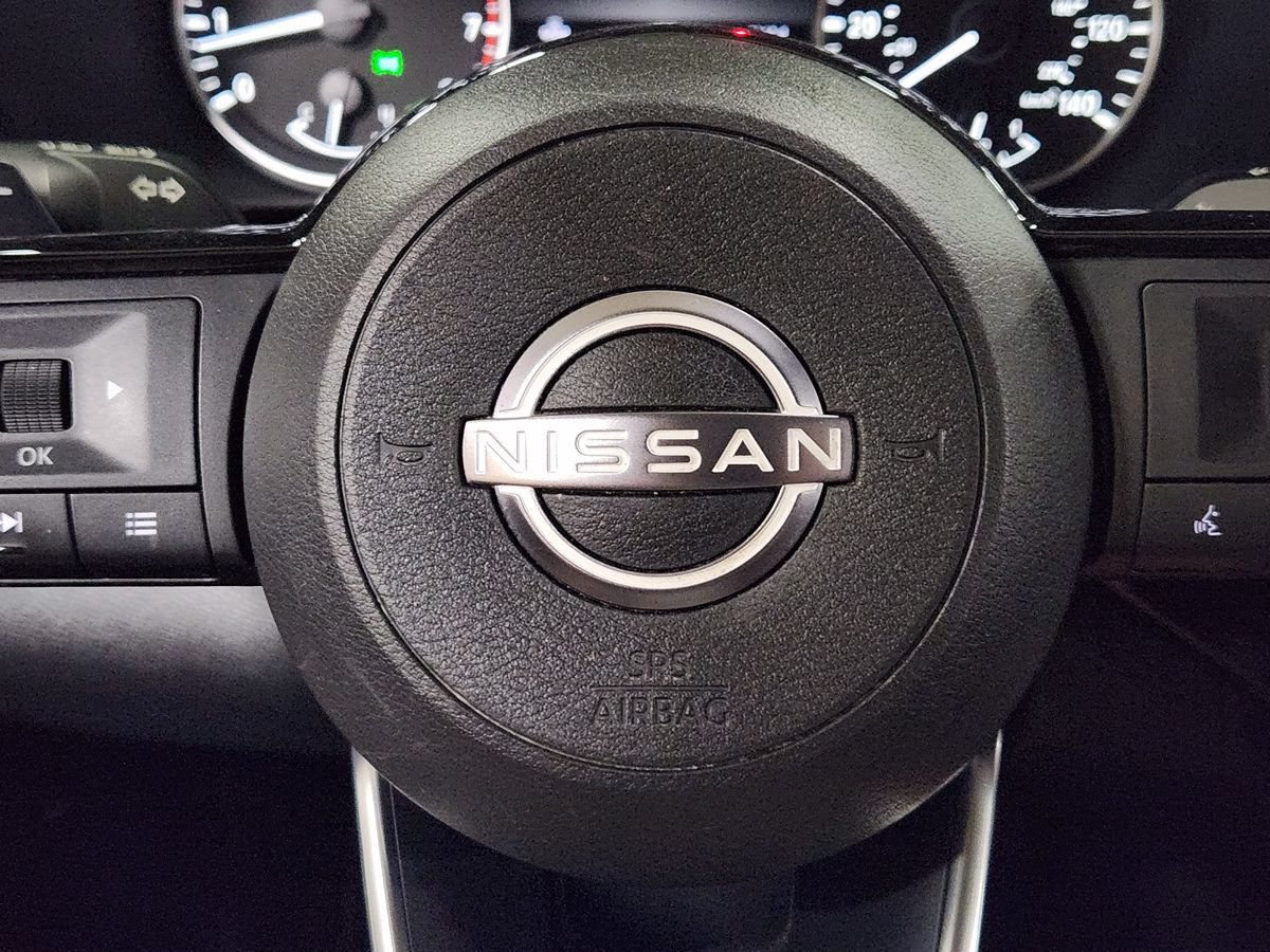 Used 2023 Nissan Pathfinder SV FWD image 46