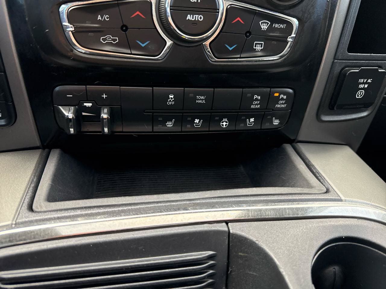 Used 2018 RAM 1500 Sport w/ Convenience Group AWD/4WD image 25