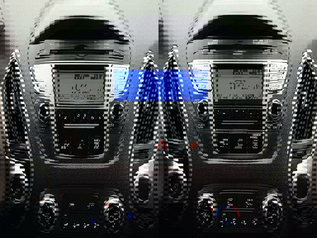 Used 2013 Hyundai Tucson GLS image 24