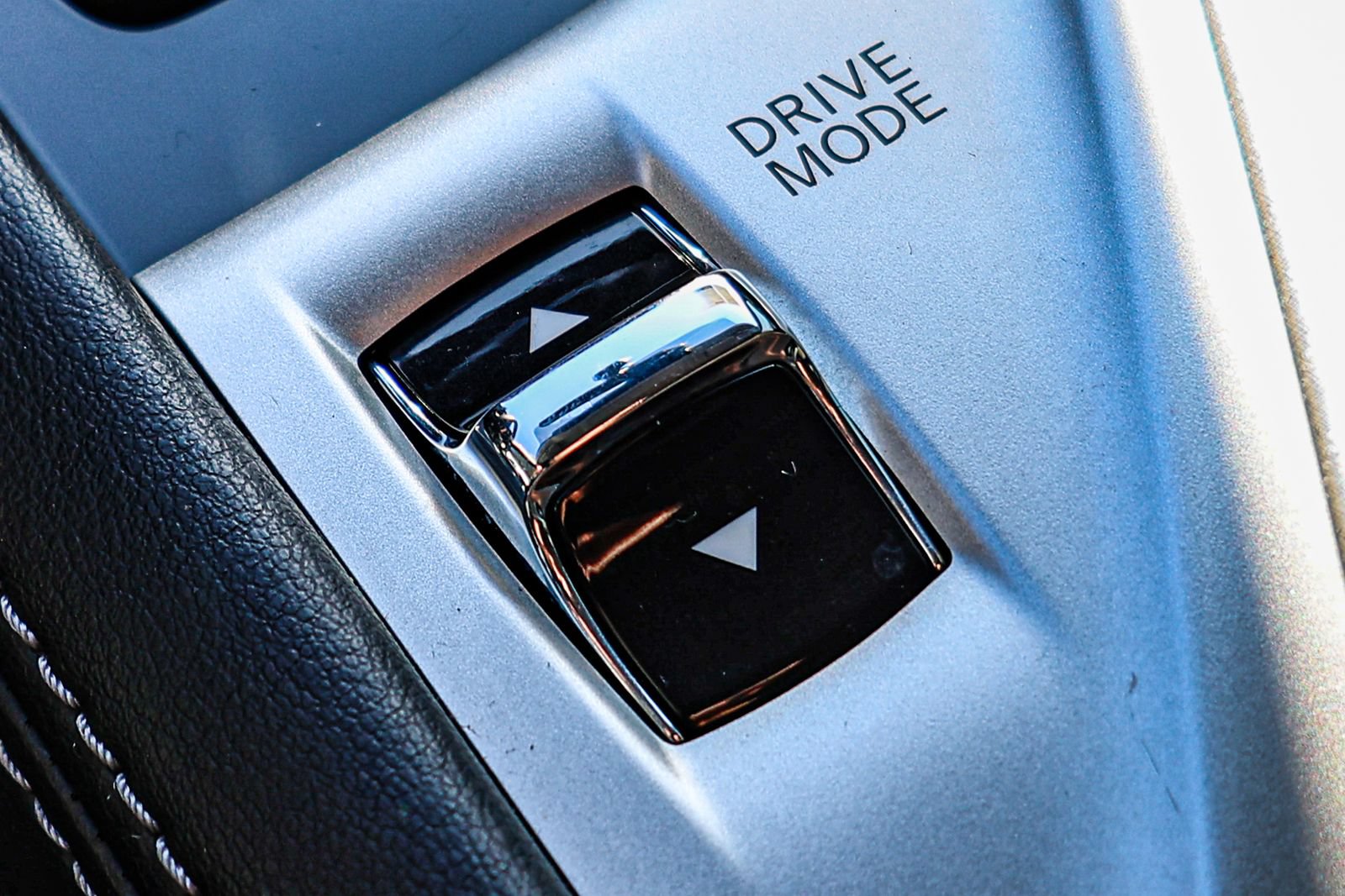 Used 2024 INFINITI Q50 Luxe w/ Cargo Package RWD image 30