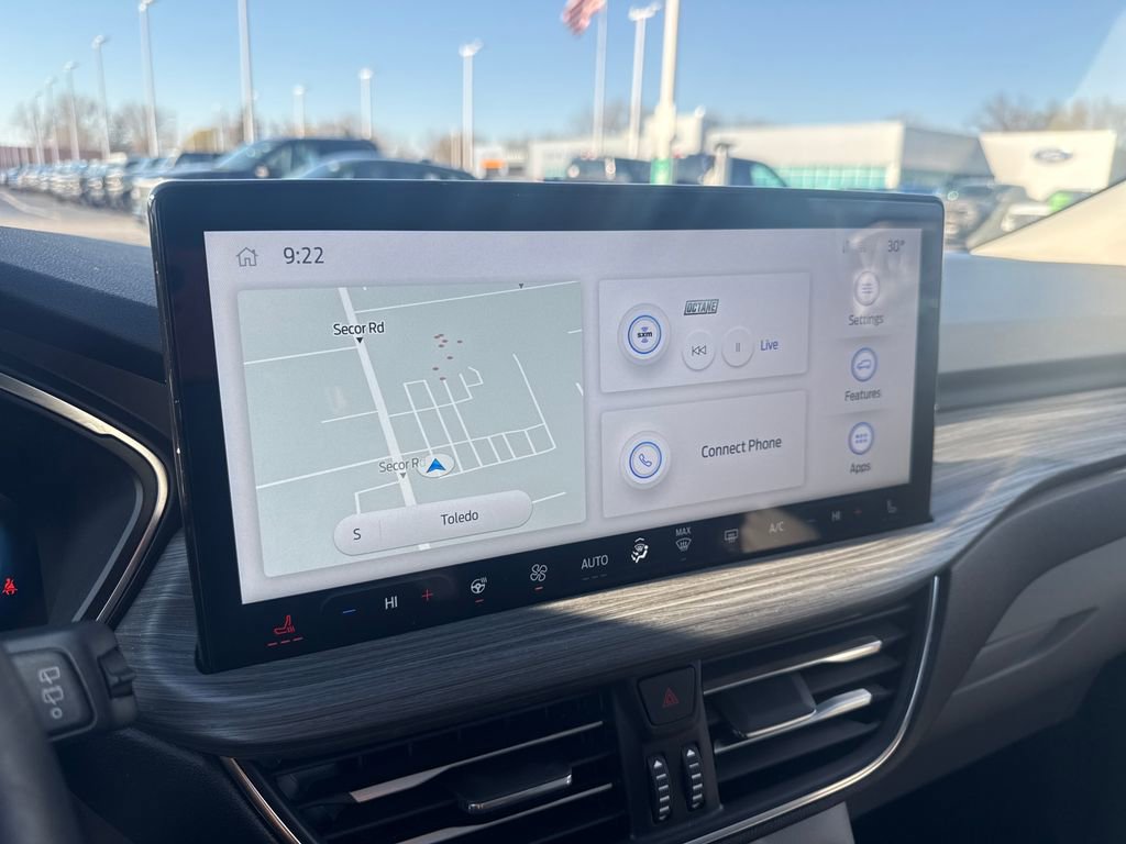 Used 2024 Ford Escape Platinum image 37