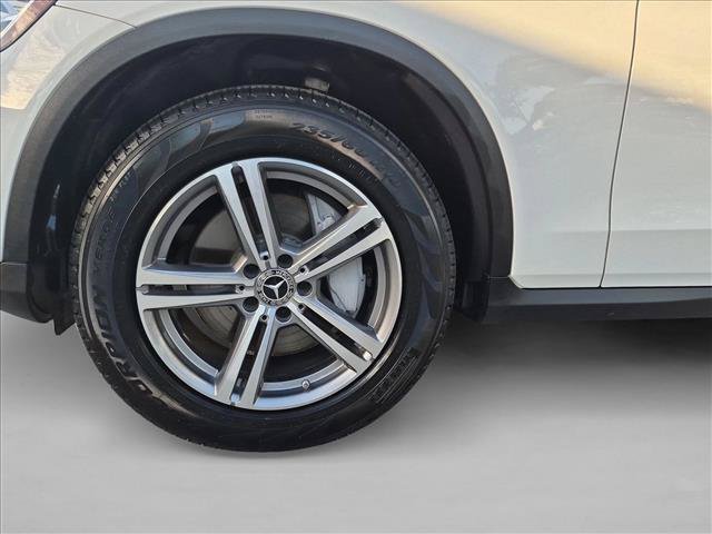 Certified 2022 Mercedes-Benz GLC 300 image 23