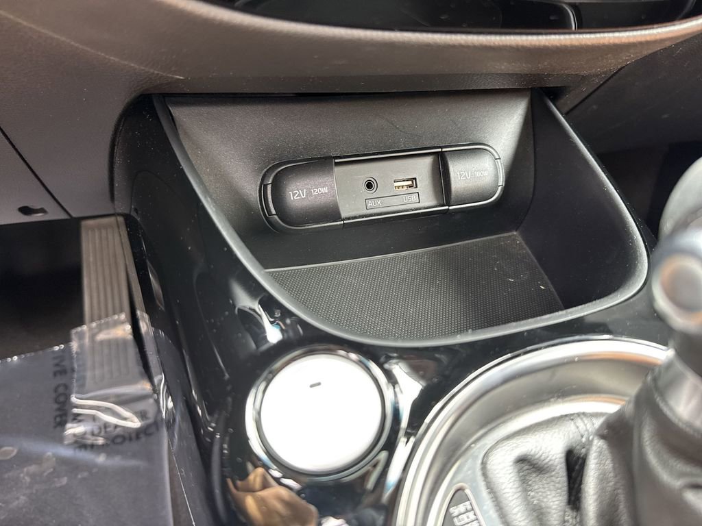 Used 2015 Kia Soul ! w/ Sun & Sound Package image 54