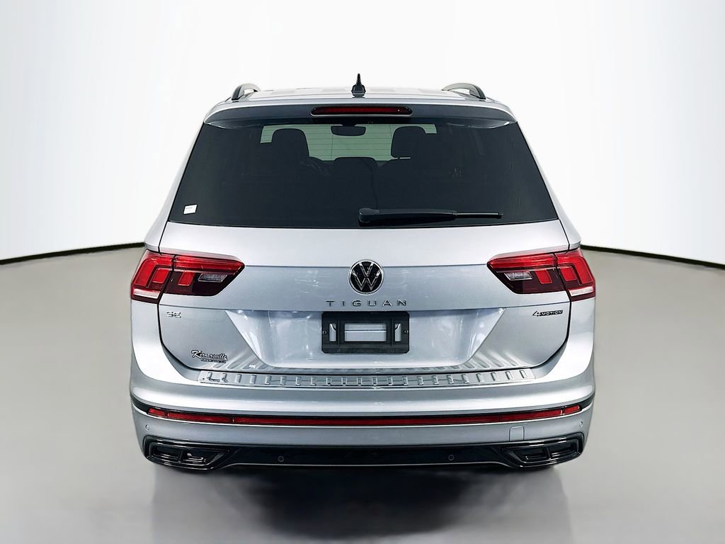 Used 2023 Volkswagen Tiguan SE R-Line image 6