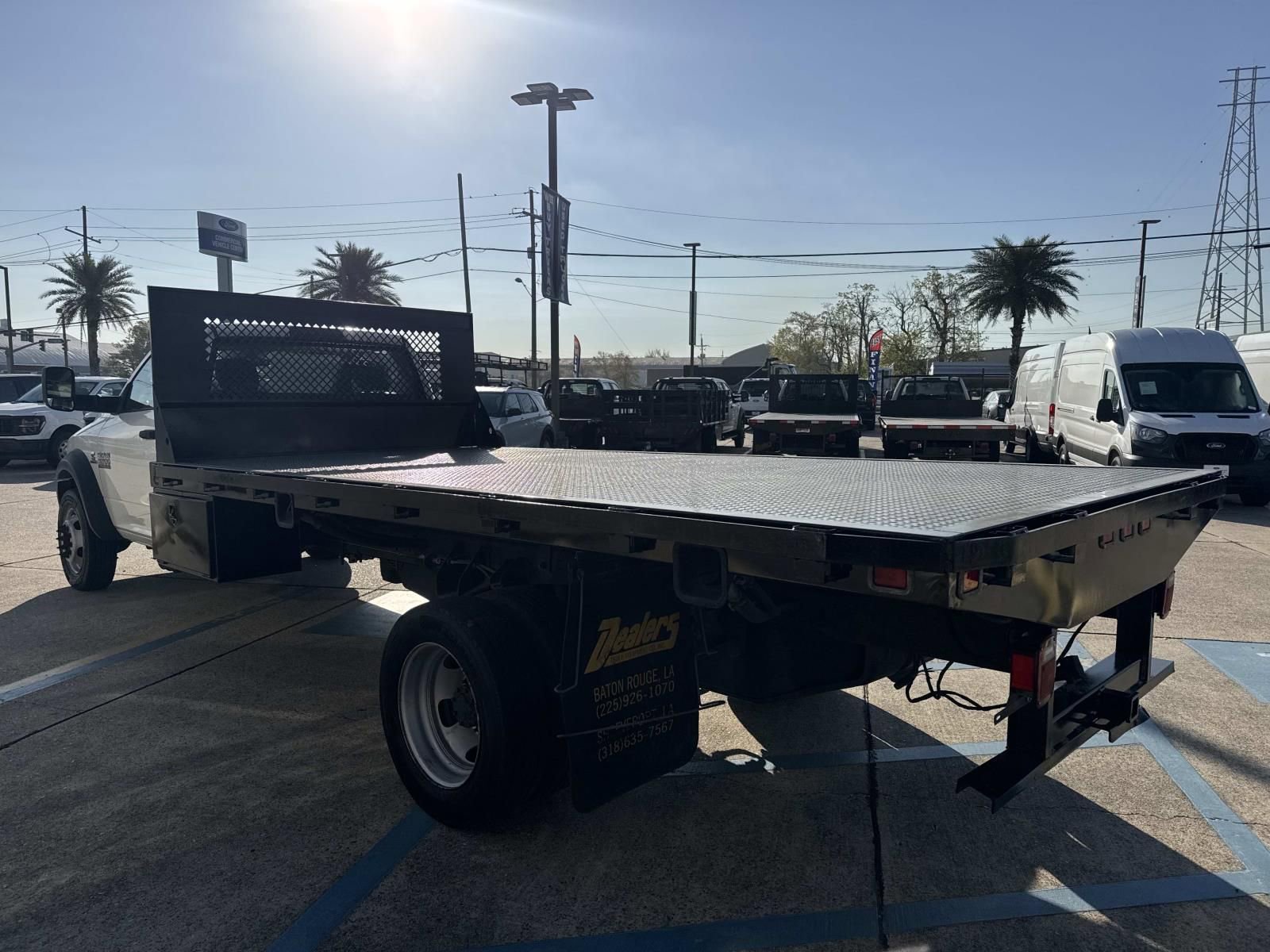Used 2015 RAM 5500 Tradesman w/ Power & Remote Entry Group RWD image 7