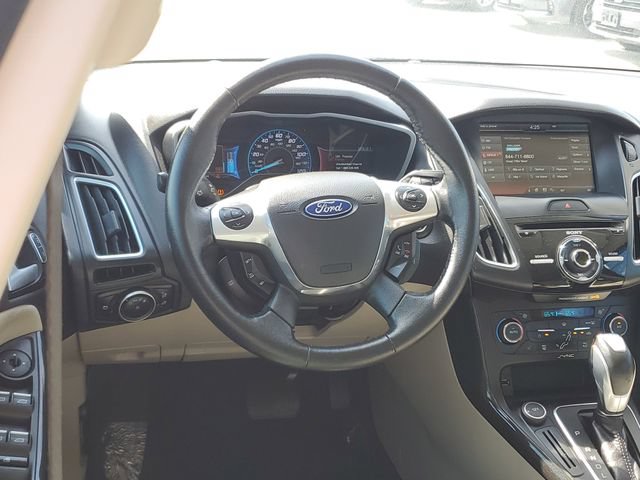 Used 2015 Ford Focus Electric Hatchback FWD image 11