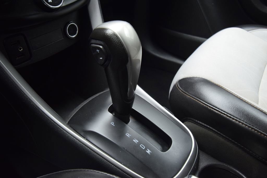 Used 2021 Chevrolet Trax LT w/ Driver Confidence Package image 19