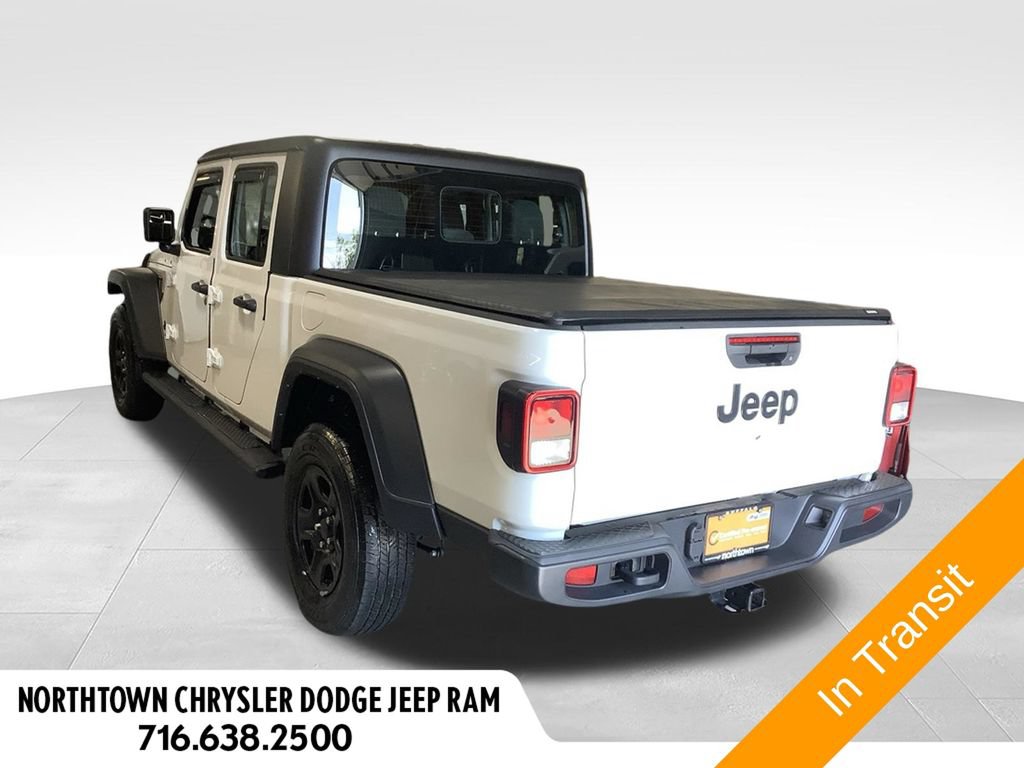 Used 2023 Jeep Gladiator Sport AWD/4WD image 4