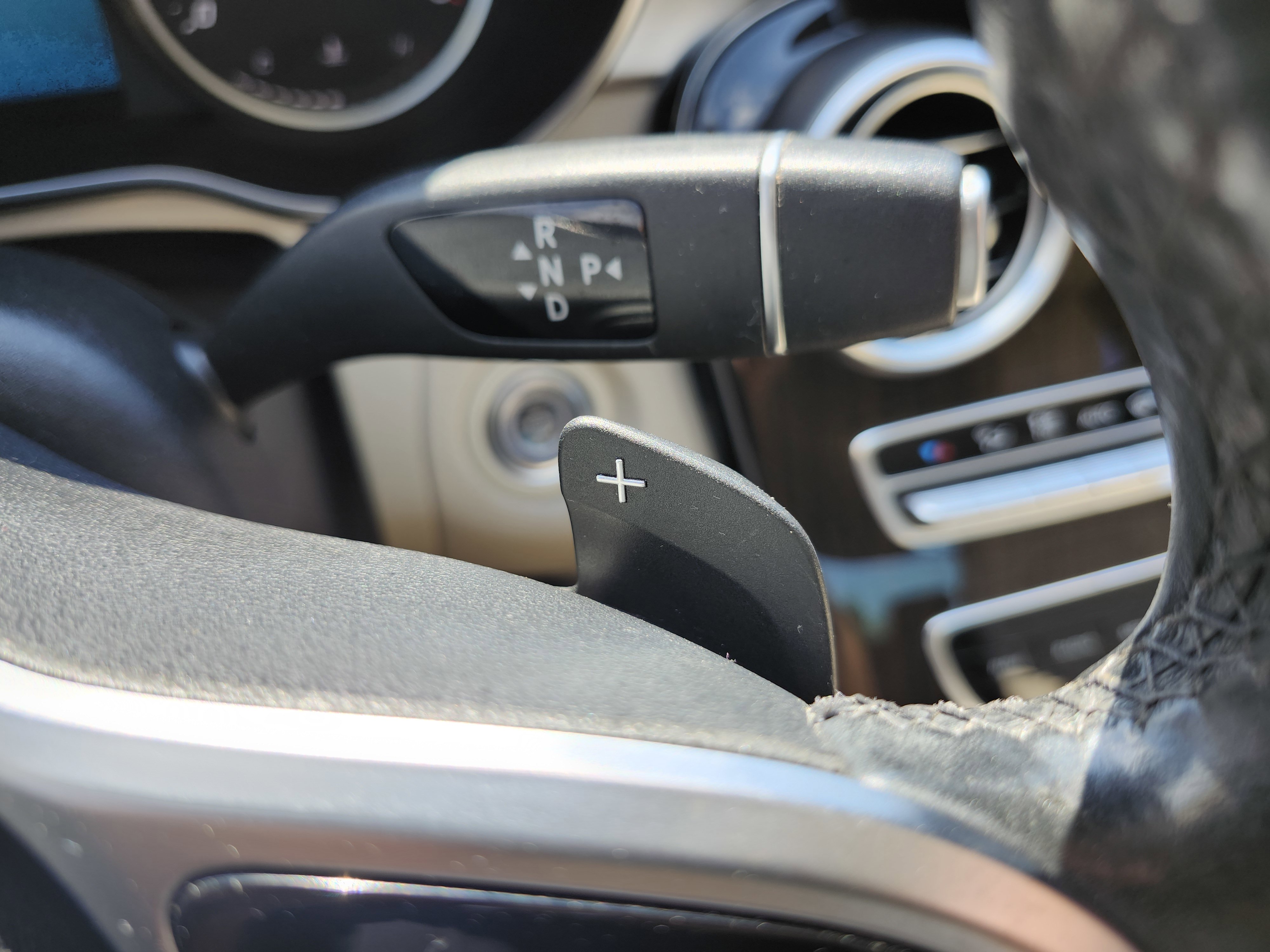 Used 2019 Mercedes-Benz C 300 4MATIC Sedan image 11