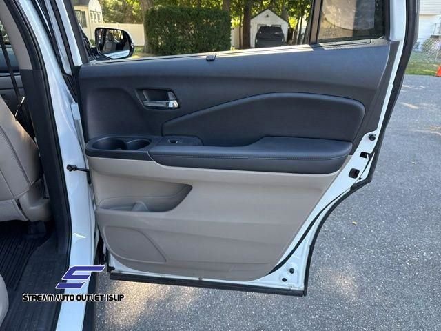 Used 2022 Honda Pilot Touring image 22