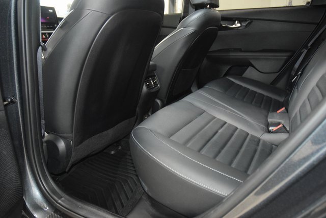 Used 2022 Kia Forte GT-Line w/ GT-Line Premium Package image 40