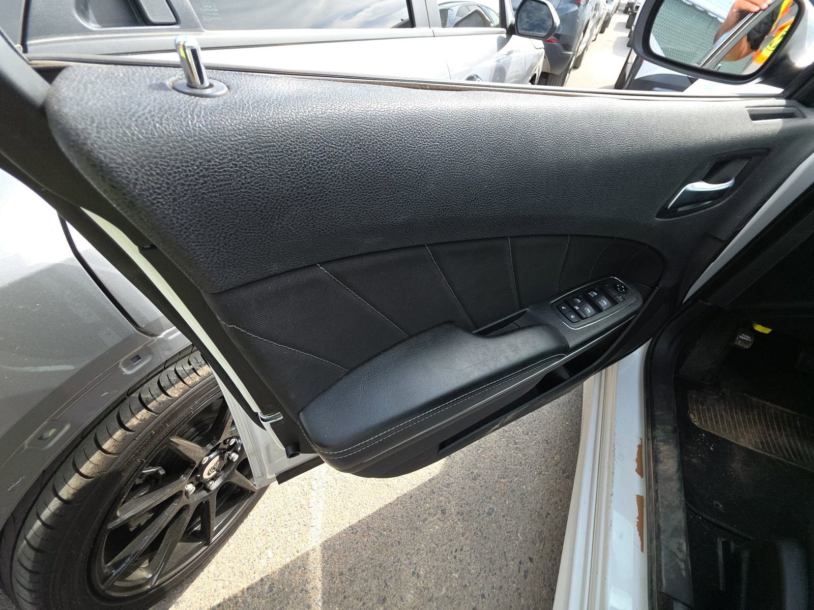 Used 2019 Dodge Charger R/T RWD image 13