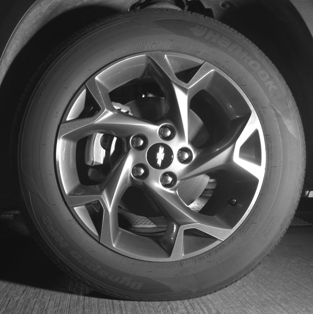 Used 2025 Chevrolet Trax LT FWD image 12