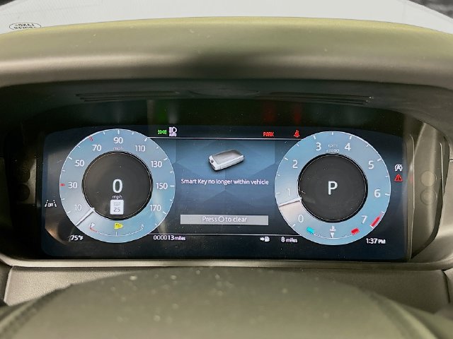Used 2026 Land Rover Range Rover Velar Dynamic SE AWD/4WD image 13