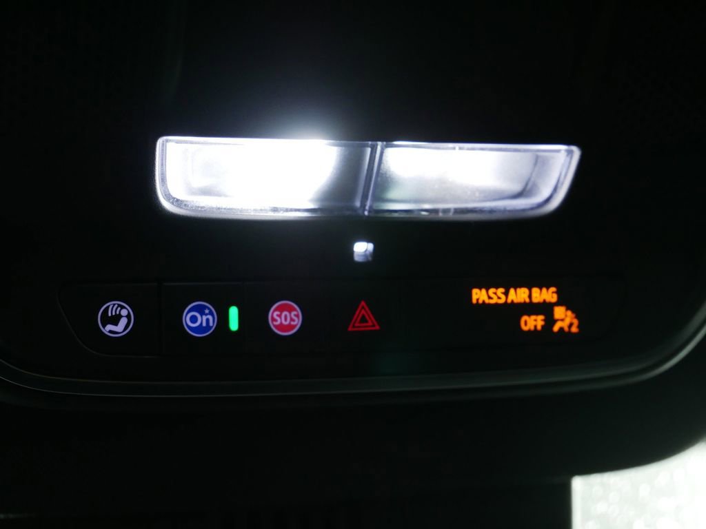 New 2026 GMC Sierra EV Elevation w/ Premium Package image 27