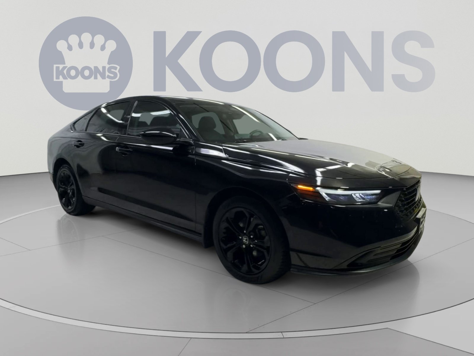 Used 2025 Honda Accord SE image 2