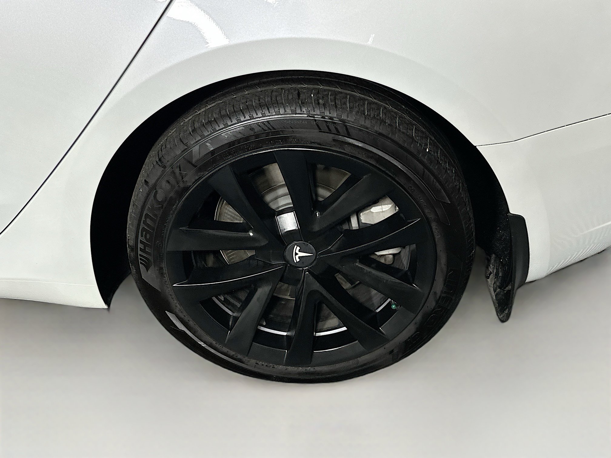 Used 2023 Tesla Model 3 Standard Range RWD image 11