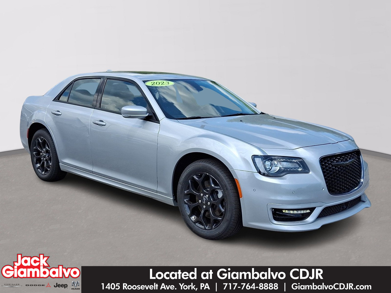 Used 2023 Chrysler 300 Touring L w/ Popular Equipment Group