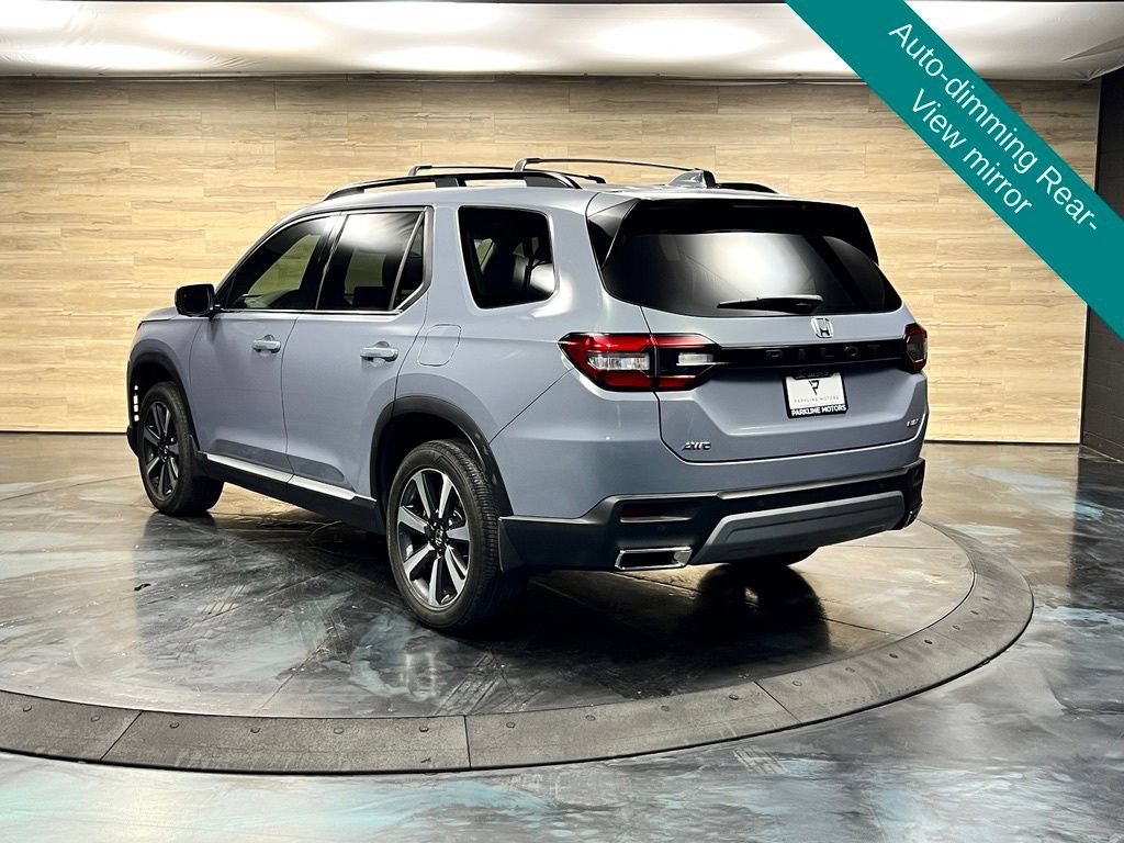 Used 2025 Honda Pilot Elite image 16