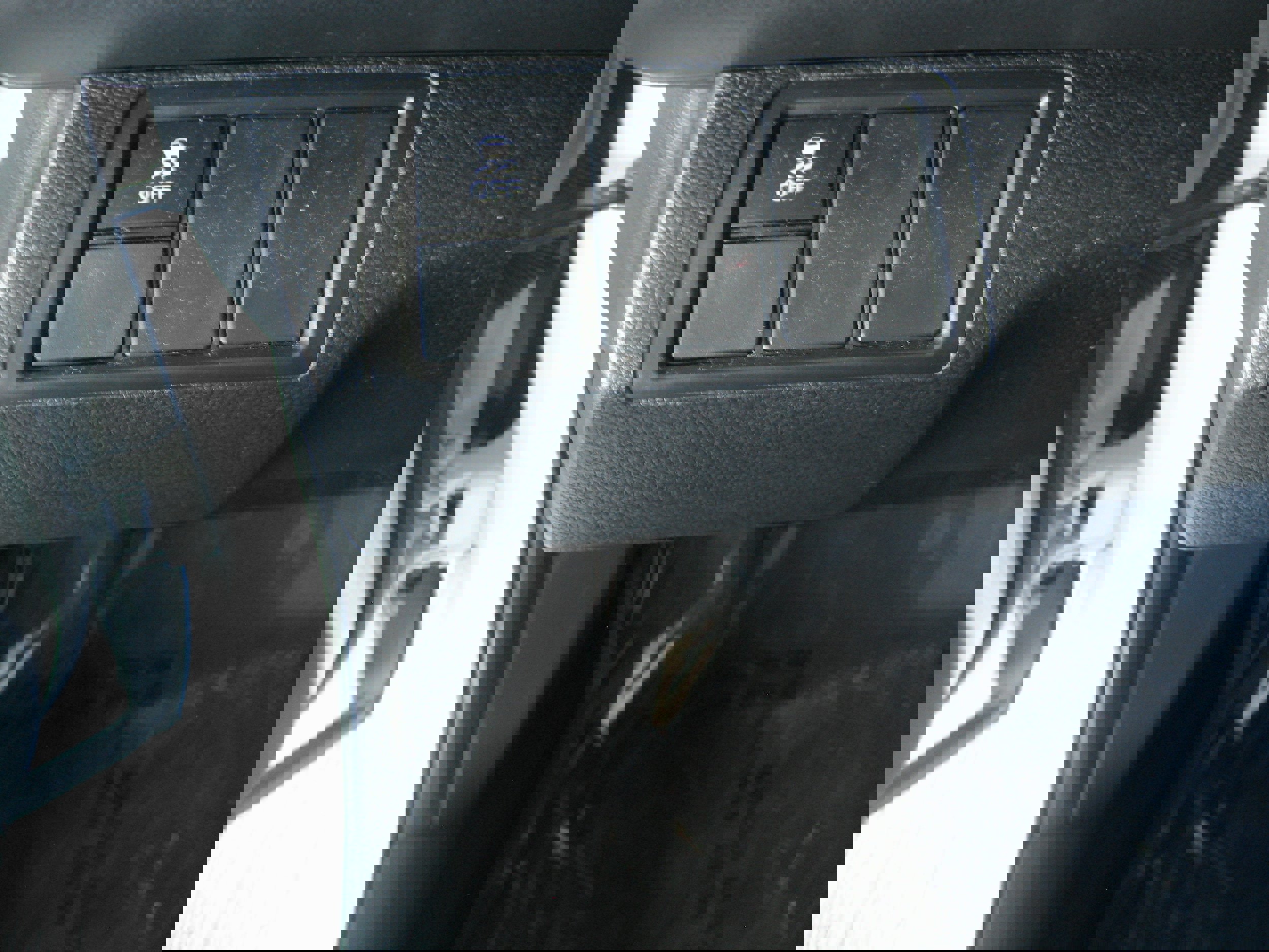 Used 2018 Honda Civic EX-L image 17