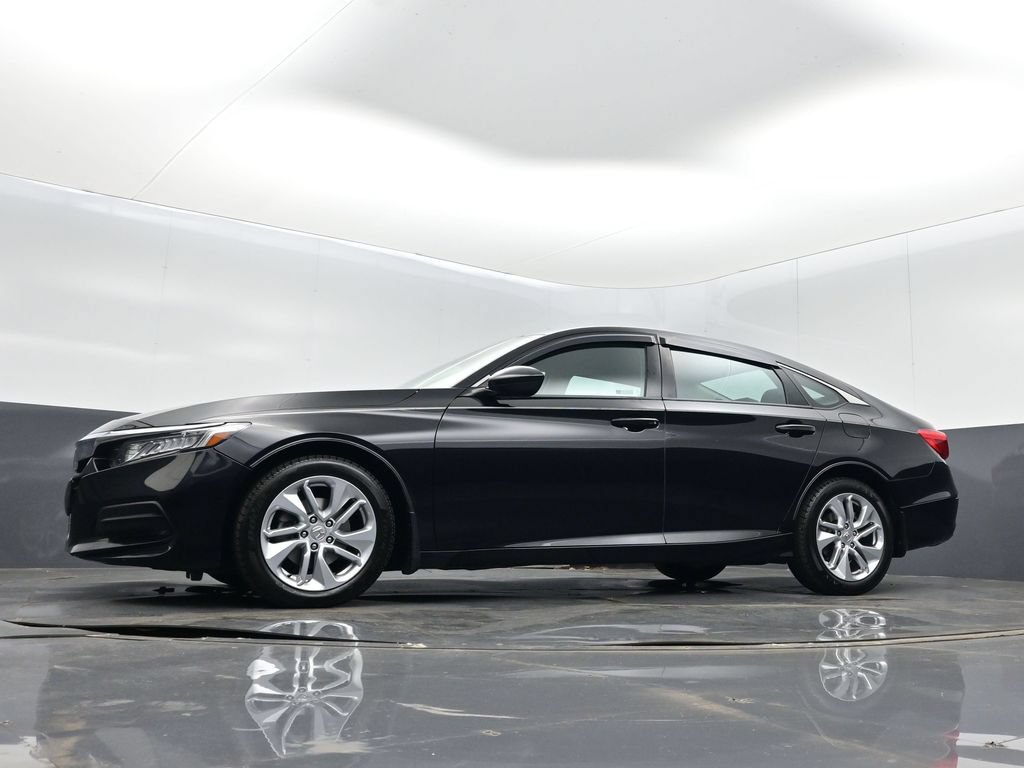 Used 2018 Honda Accord LX image 13