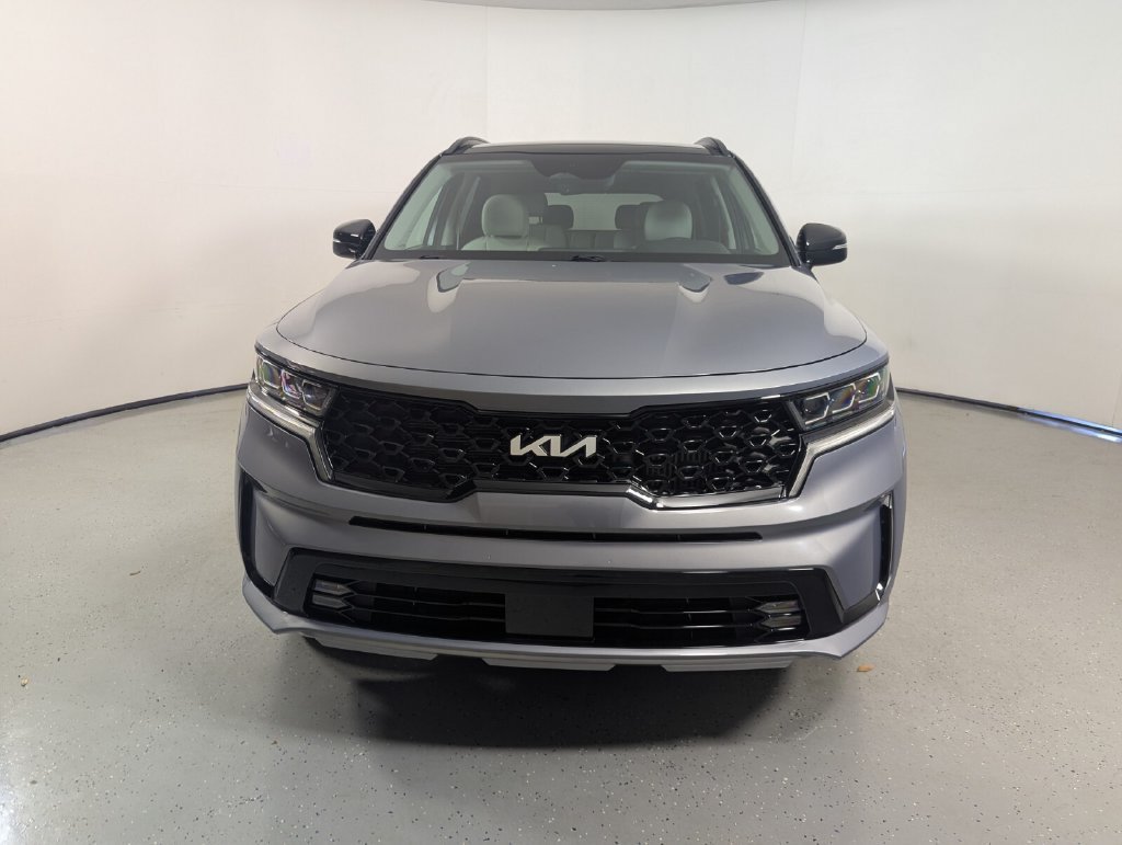 Used 2023 Kia Sorento SX AWD/4WD image 2