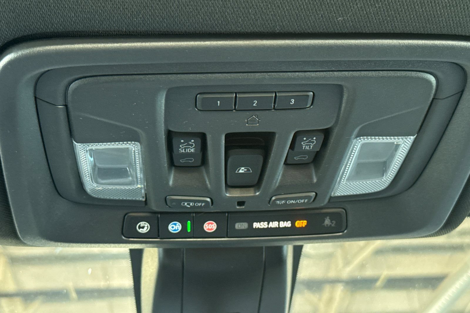Used 2023 GMC Sierra 2500 AT4 w/ AT4 Preferred Package AWD/4WD image 22