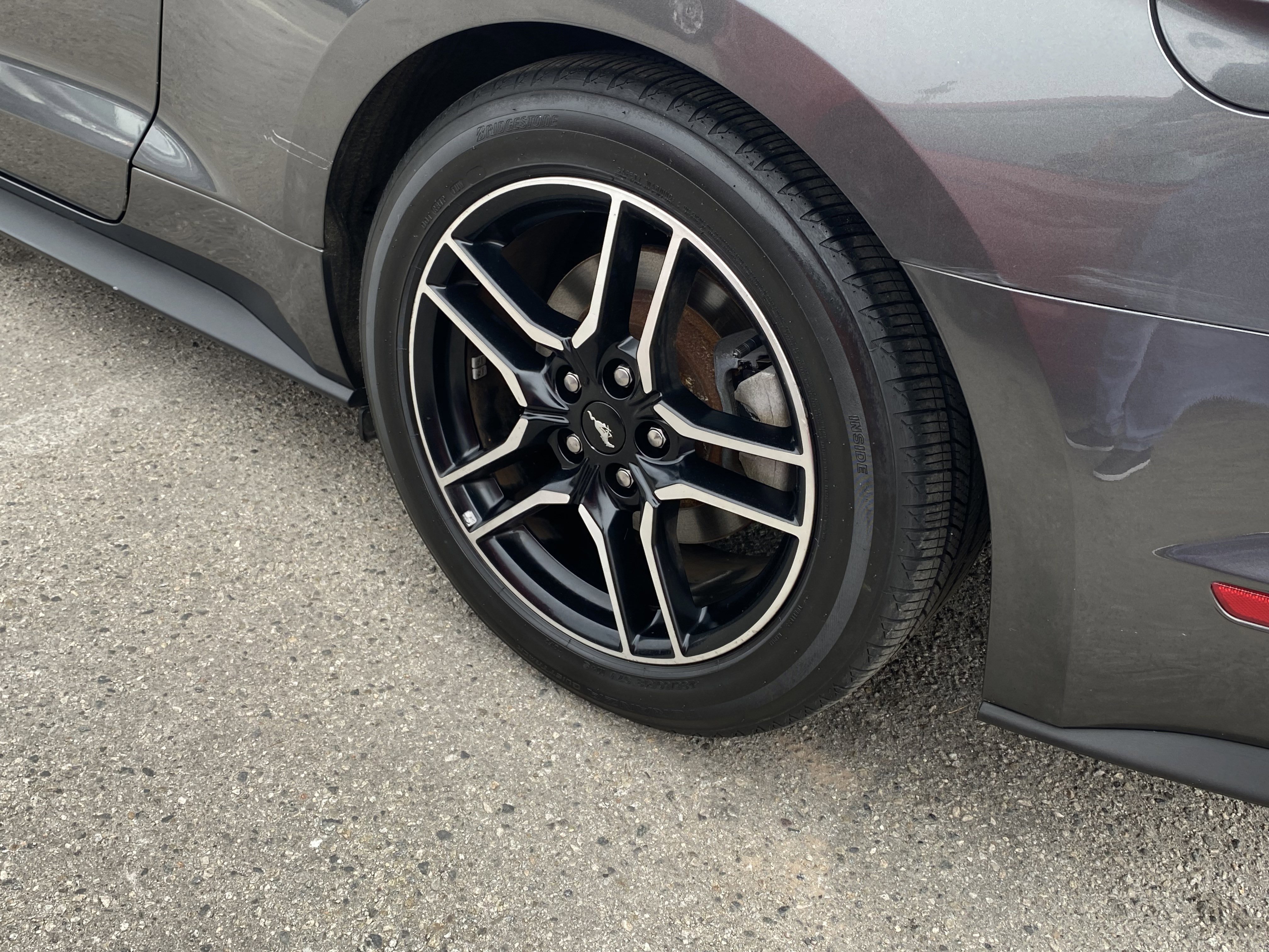 Used 2018 Ford Mustang Premium RWD image 13