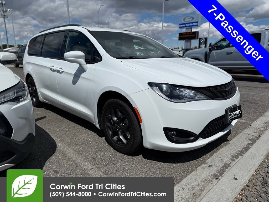 Used 2018 Chrysler Pacifica Touring-L
