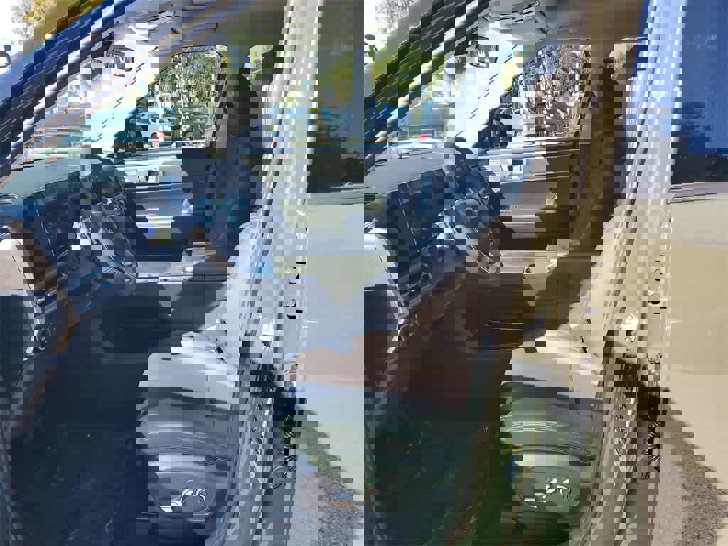 Used 2025 Hyundai Santa Fe XRT image 21