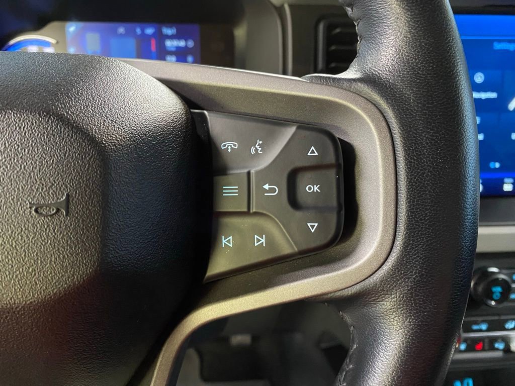 Used 2023 Ford Bronco Badlands image 20