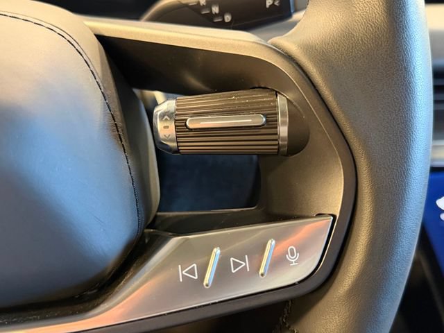 Used 2025 Lucid Air Touring AWD/4WD image 29
