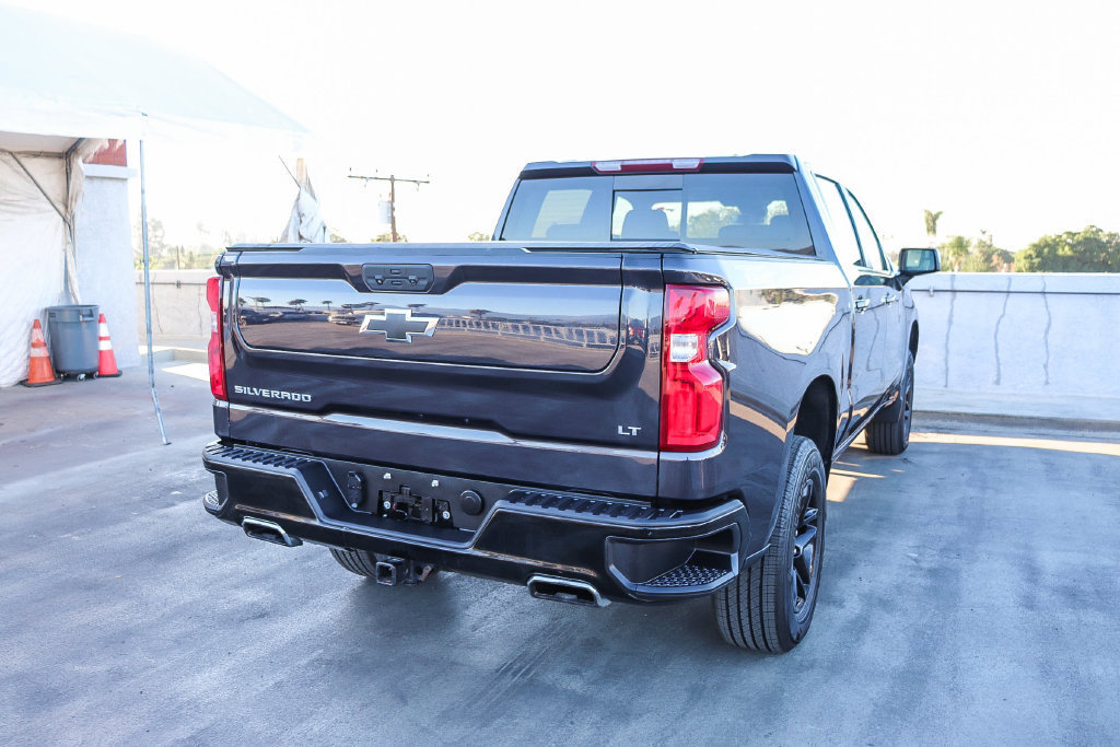 Used 2024 Chevrolet Silverado 1500 LT Trail Boss w/ Convenience Package II AWD/4WD image 9
