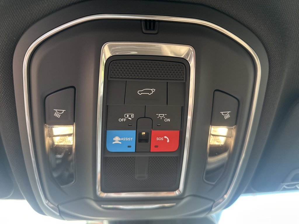 New 2025 Jeep Grand Cherokee L Limited image 42