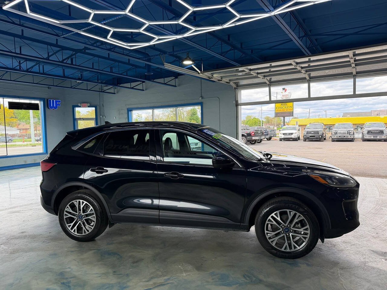 Used 2020 Ford Escape SEL AWD/4WD image 12