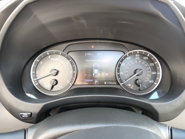 Used 2025 INFINITI QX50 Luxe image 29