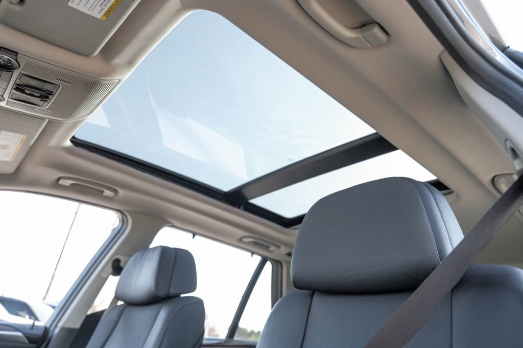 Used 2013 BMW X5 xDrive50i image 23