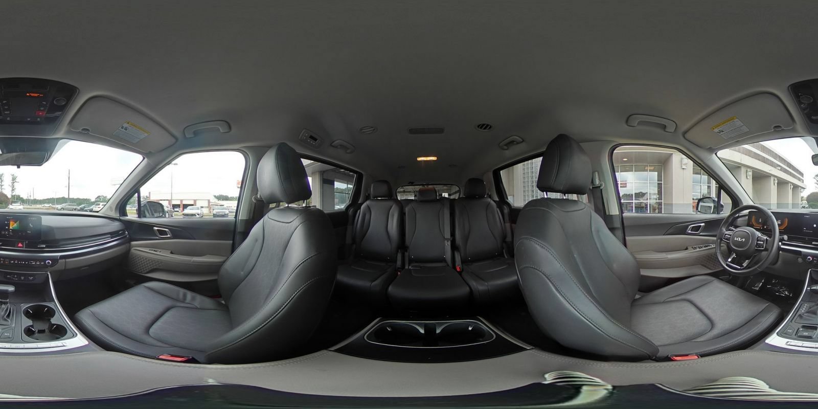 Used 2026 Kia Carnival FWD image 44