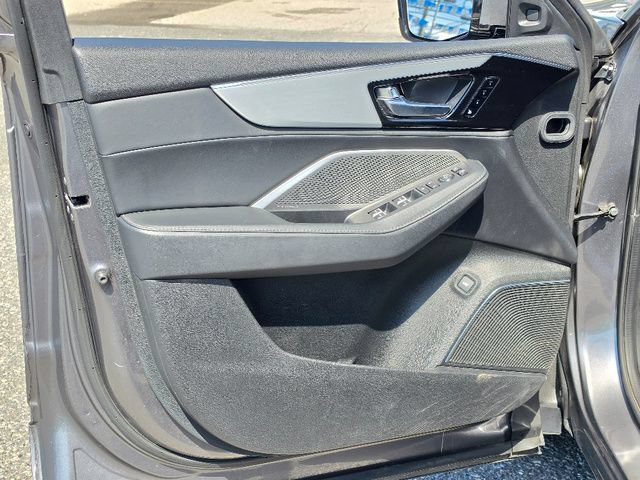 Used 2023 Acura MDX SH-AWD w/ Technology Package image 19