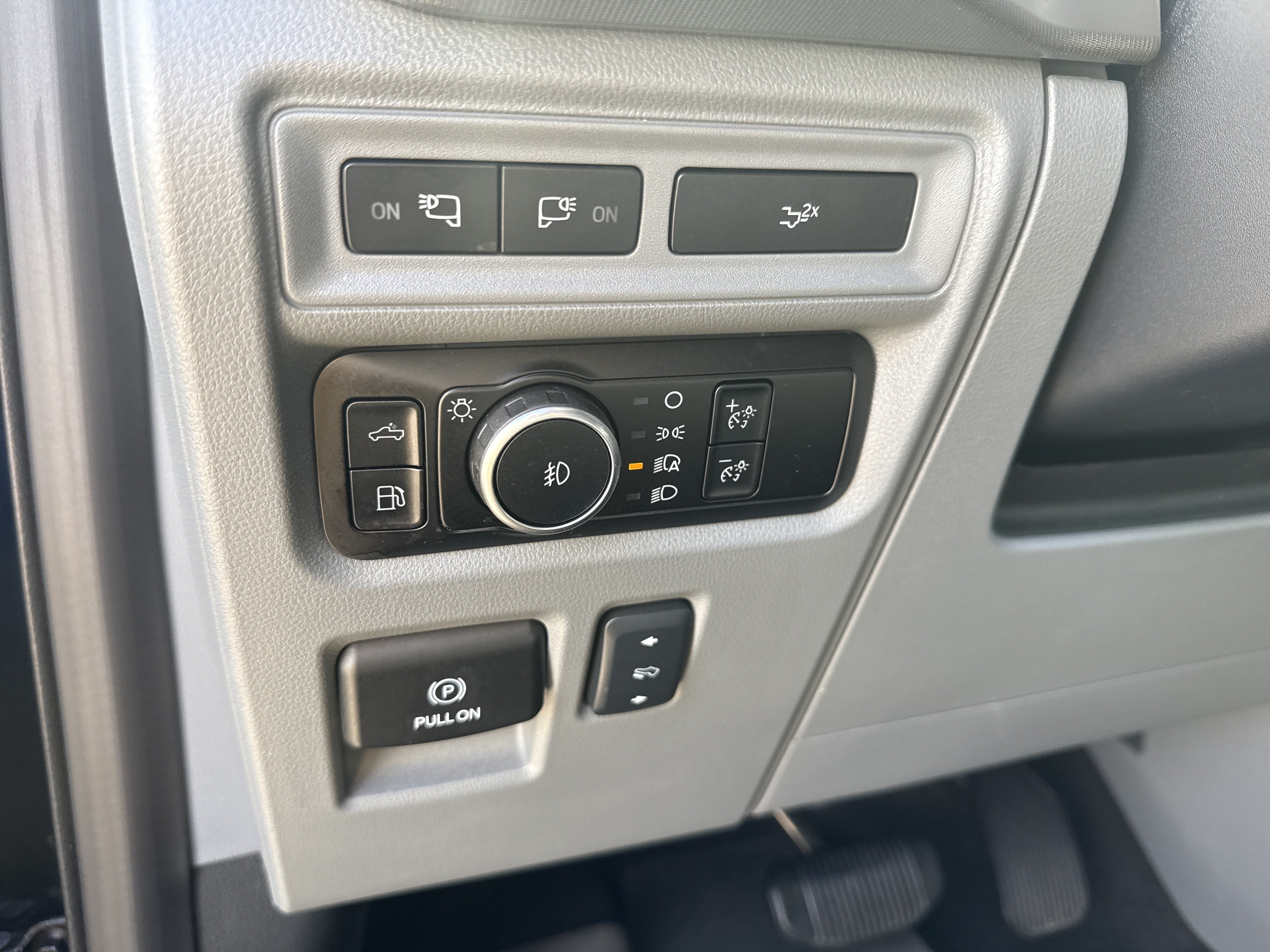 Used 2024 Ford F150 Lariat w/ Mobile Office Package AWD/4WD image 30