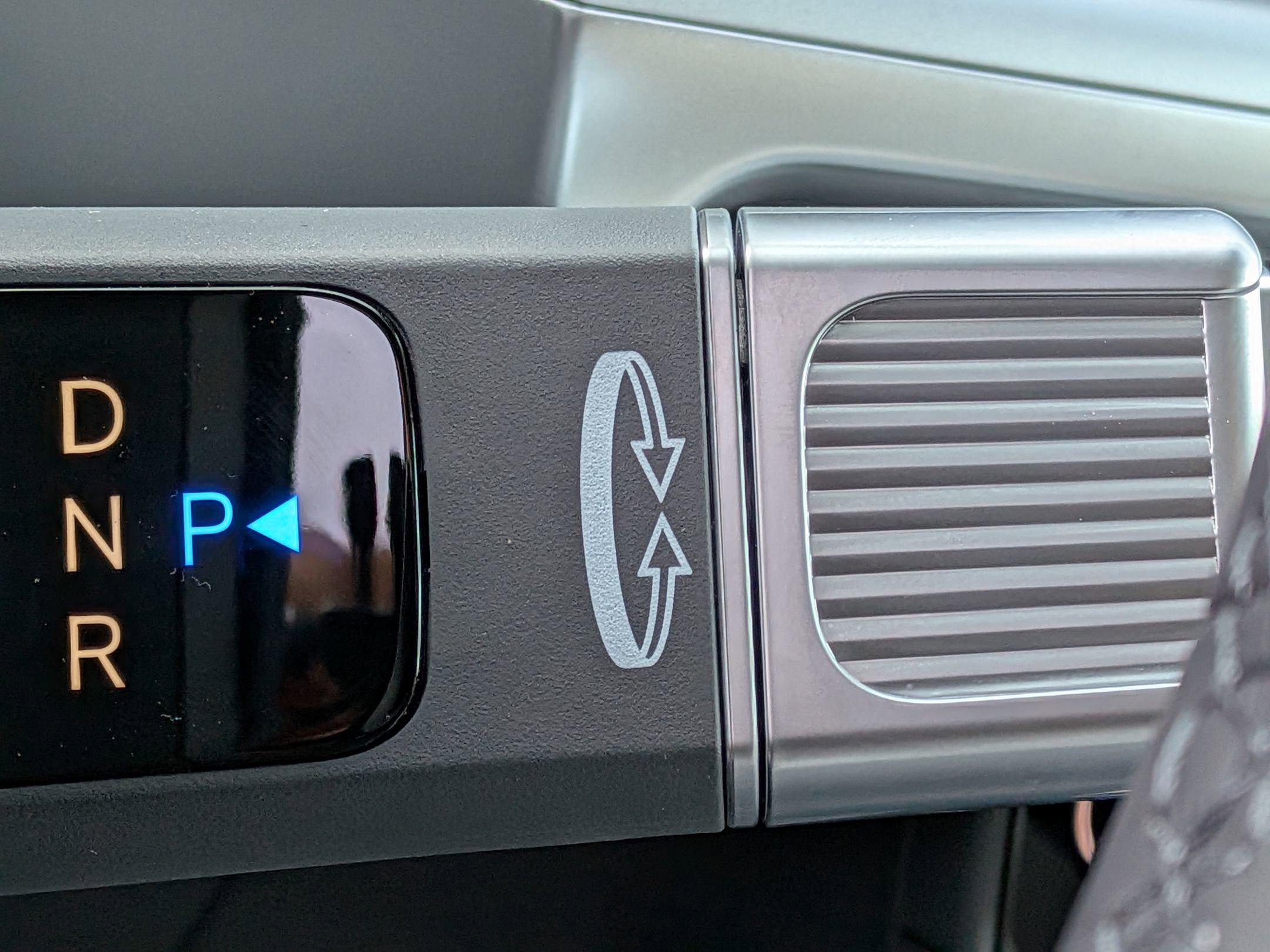 New 2026 Hyundai Ioniq 9 SEL image 14