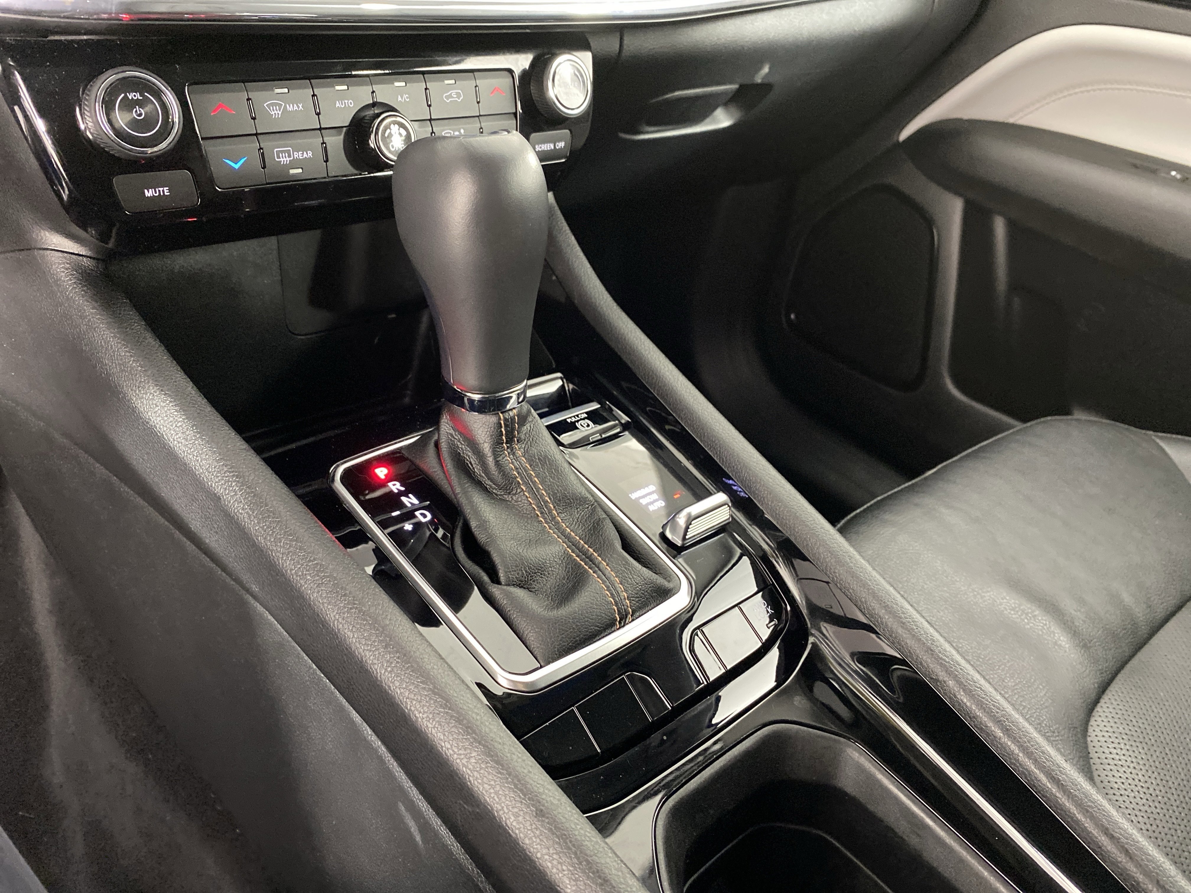 Used 2022 Jeep Compass Limited image 30