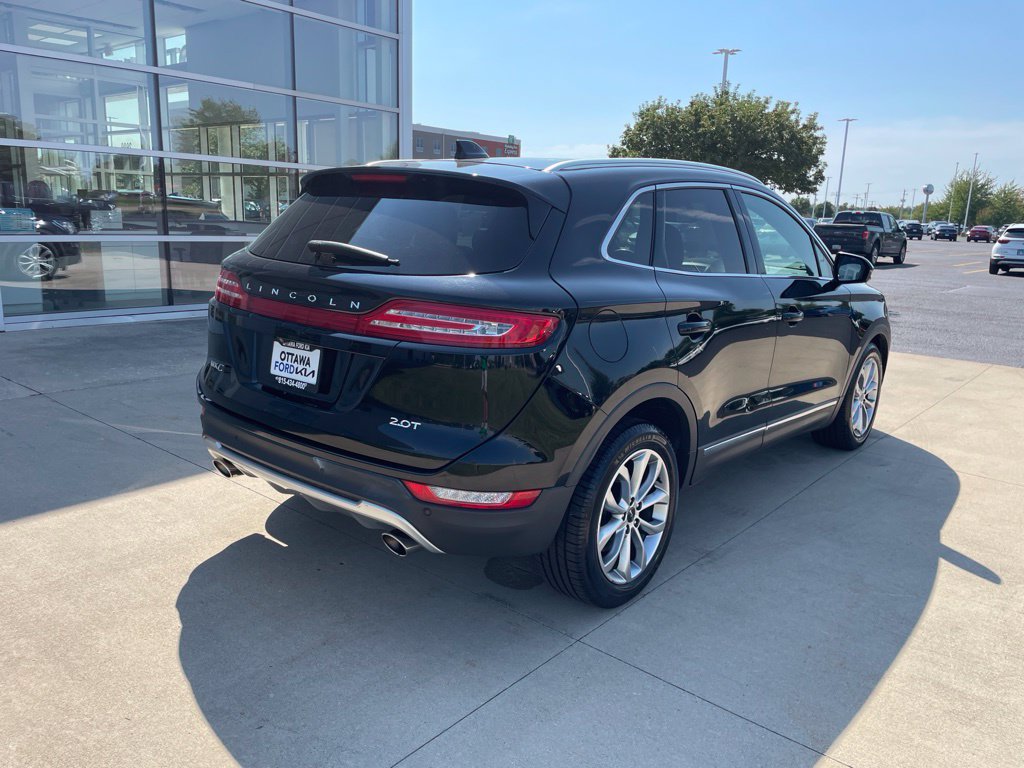 Used 2017 Lincoln MKC Select w/ Select Plus Package FWD image 5