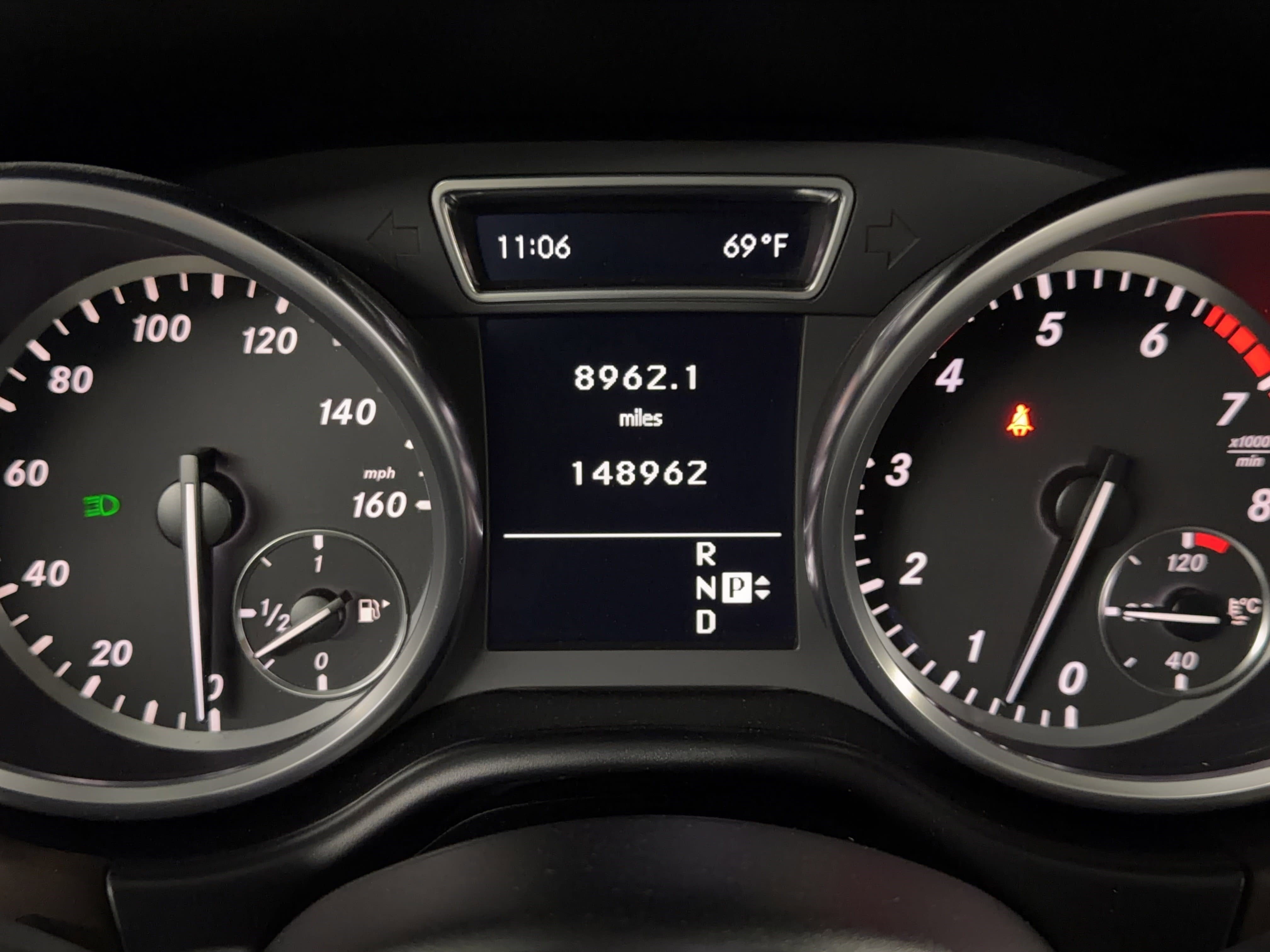 Used 2012 Mercedes-Benz ML 550 4MATIC image 23