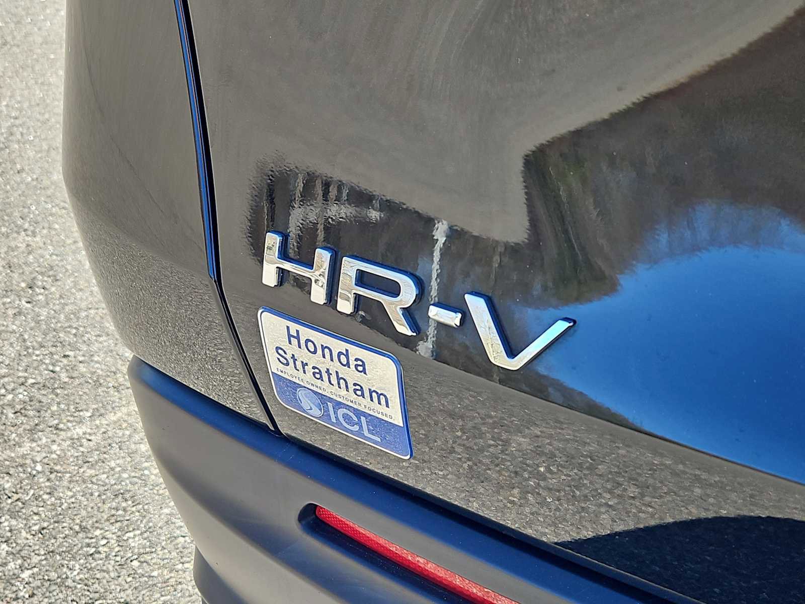 Used 2023 Honda HR-V LX image 5