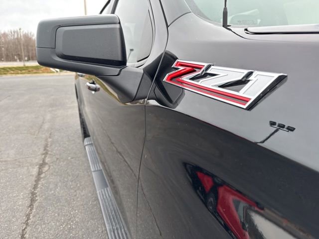 Used 2023 Chevrolet Silverado 1500 RST w/ Z71 Off-Road Package image 8