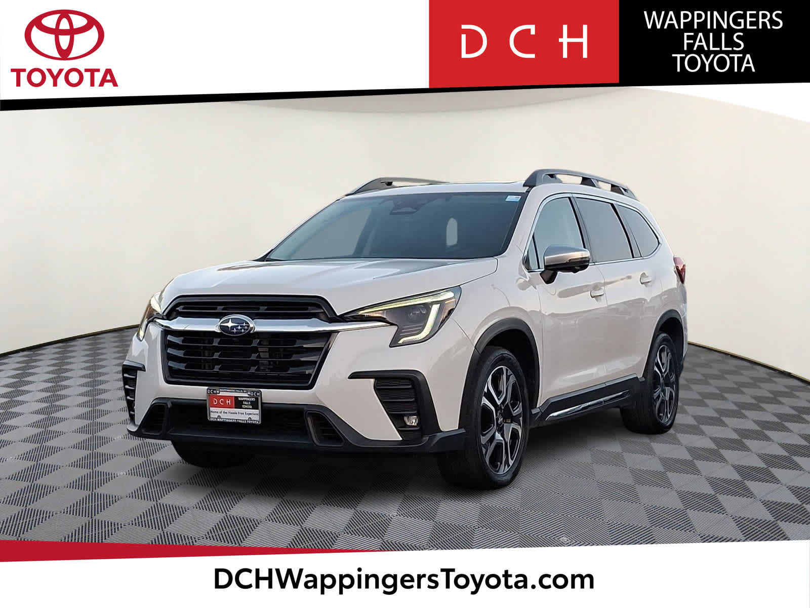 Used 2023 Subaru Ascent Limited w/ Technology Package AWD/4WD image 1