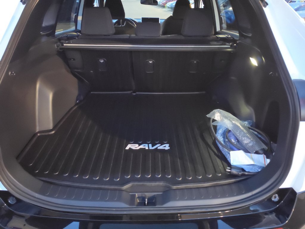 Used 2025 Toyota RAV4 SE AWD/4WD image 20