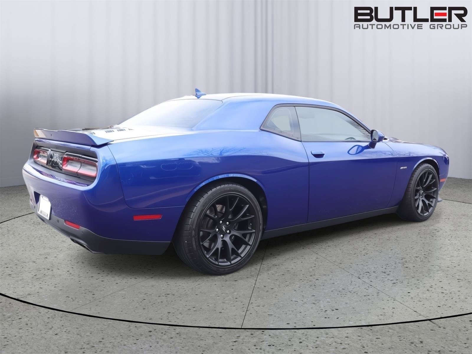 Used 2019 Dodge Challenger R/T w/ Plus Package image 8