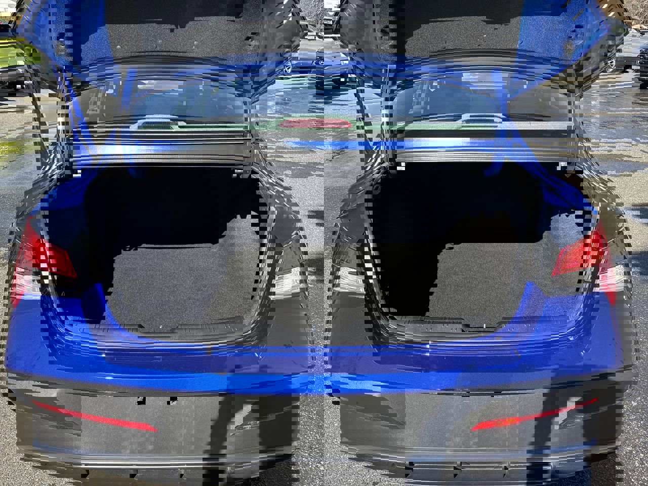 Certified 2025 Hyundai Elantra Sport image 22